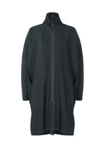 A product shot of the HOMME PLISSÉ ISSEY MIYAKE MC JANUARY coat in .