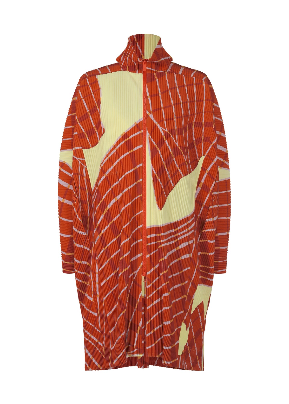 A product shot of the HOMME PLISSÉ ISSEY MIYAKE WINDSWEPT PLAID coat in .