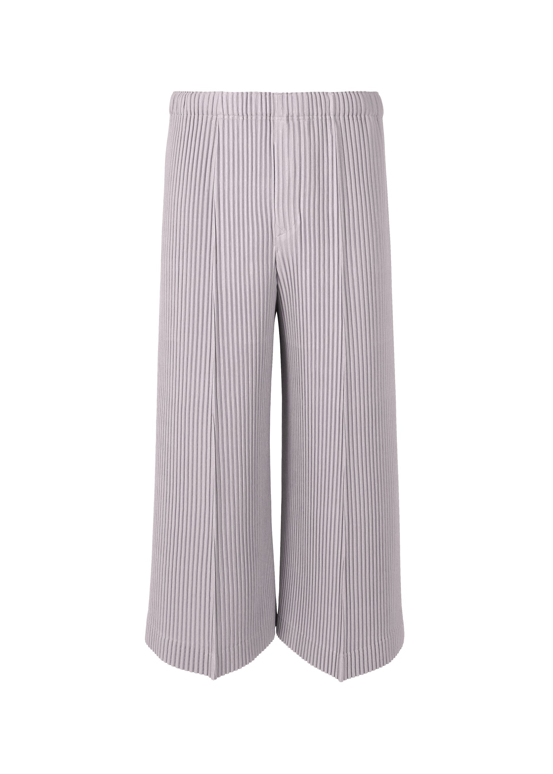 A product shot of the HOMME PLISSÉ ISSEY MIYAKE MC JUNE trousers in .