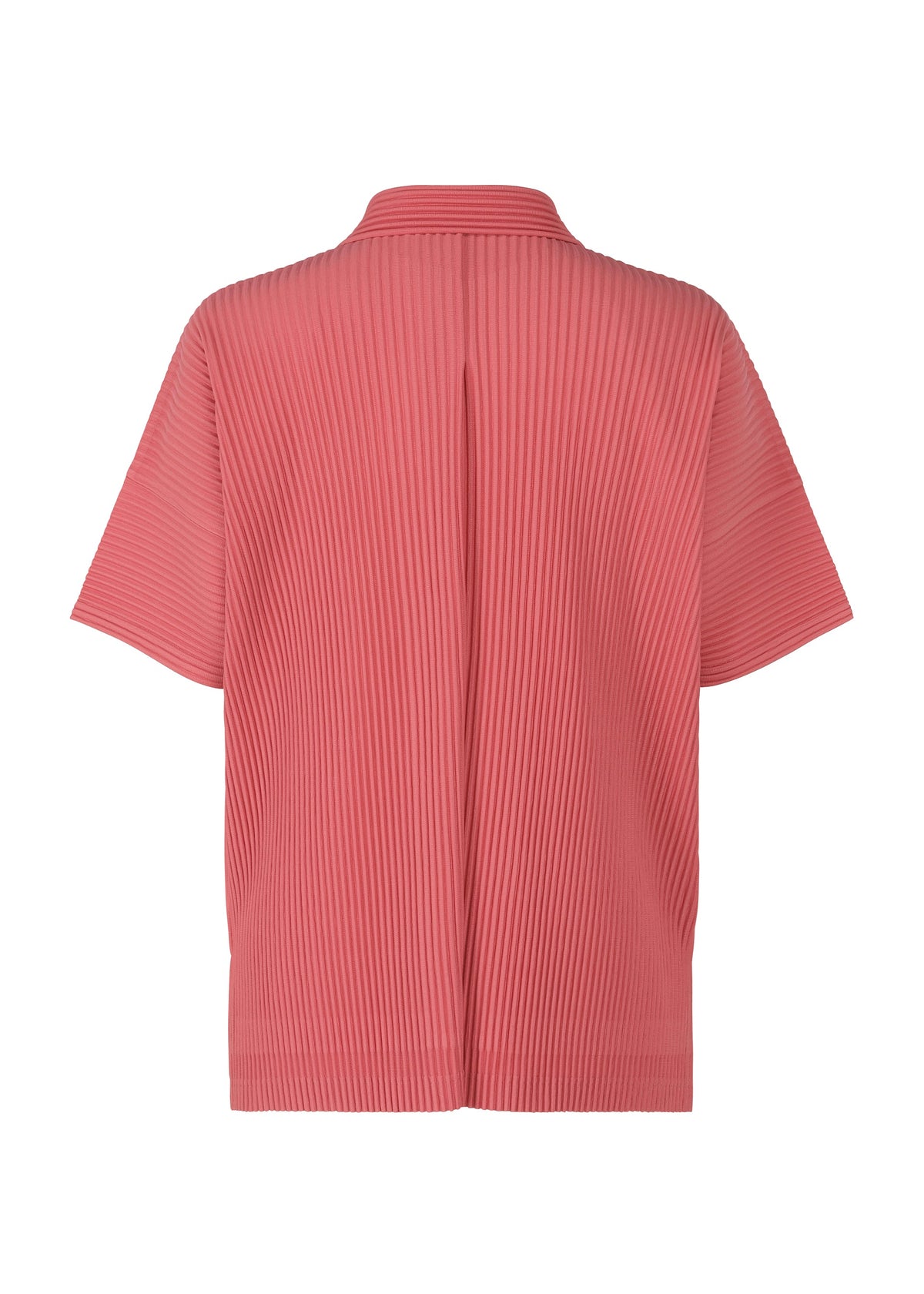 A detail shot of the HOMME PLISSÉ ISSEY MIYAKE MC APRIL shirt.