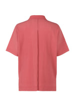 A detail shot of the HOMME PLISSÉ ISSEY MIYAKE MC APRIL shirt.