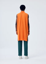 A model wears the HOMME PLISSÉ ISSEY MIYAKE MC FEBRUARY top.