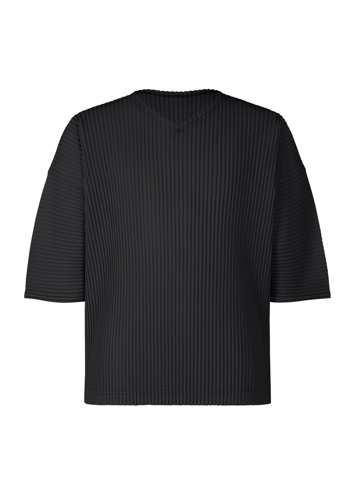 A product shot of the HOMME PLISSÉ ISSEY MIYAKE MC MARCH top in black (15).