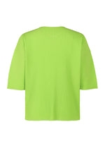 A detail shot of the HOMME PLISSÉ ISSEY MIYAKE MC MARCH top.
