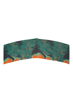 A detail shot of the HOMME PLISSÉ ISSEY MIYAKE AGATE SCARF stole.