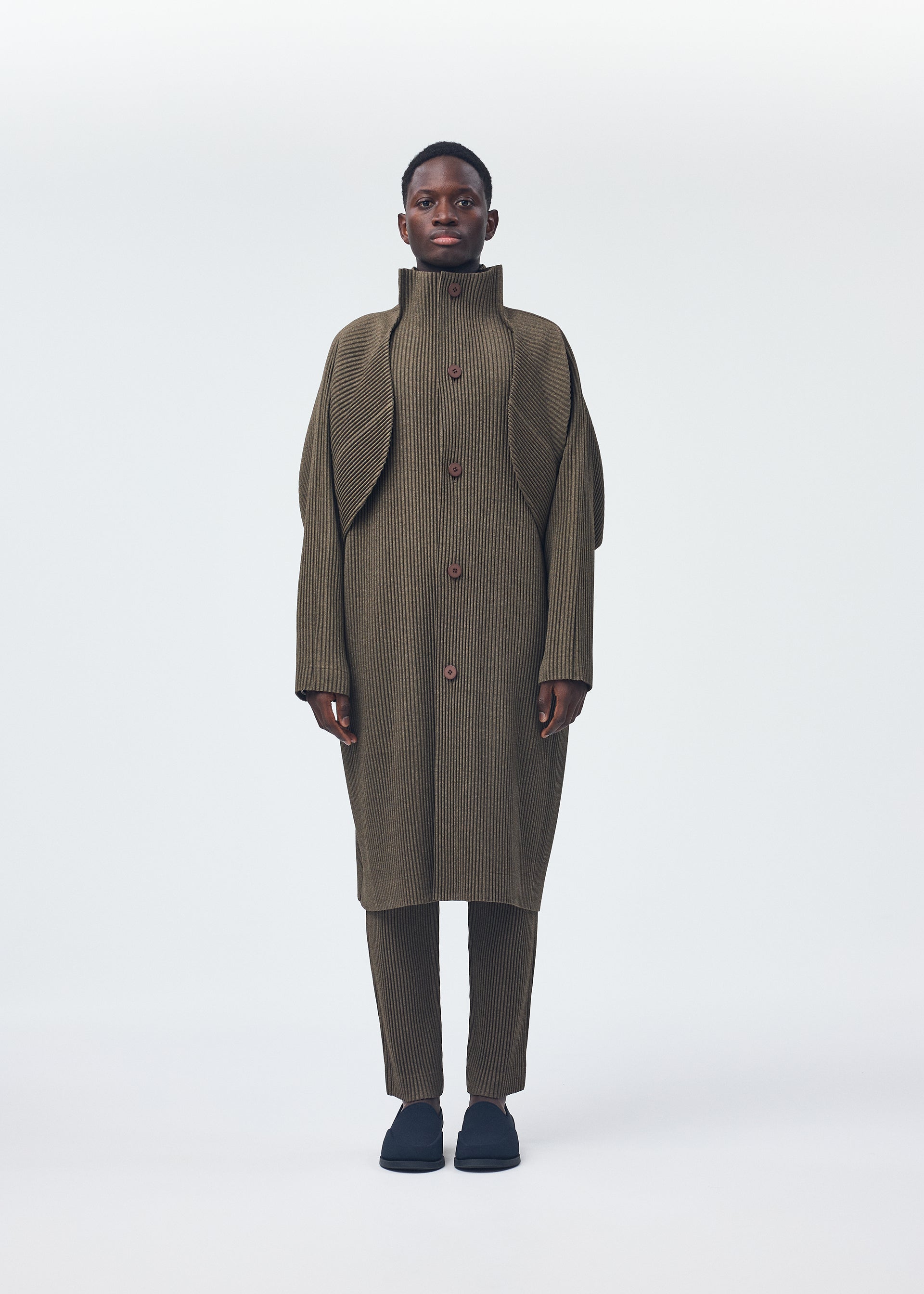 WOOL LIKE LIGHT Coat Dark Brown – The official ISSEY MIYAKE ONLINE