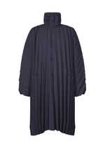 A product shot of the HOMME PLISSÉ ISSEY MIYAKE EDGE COAT coat in navy (75).