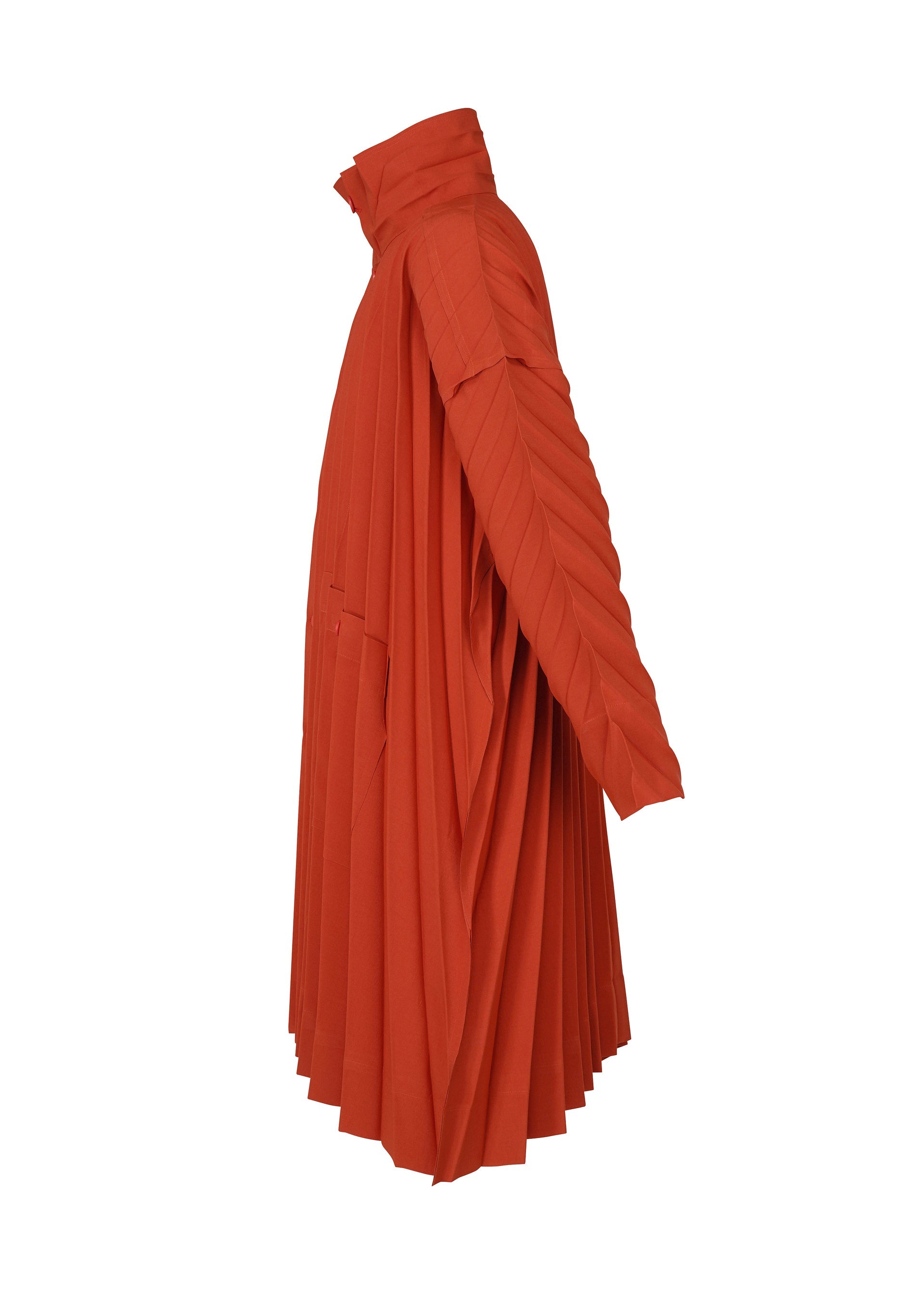 A detail shot of the HOMME PLISSÉ ISSEY MIYAKE EDGE COAT coat.