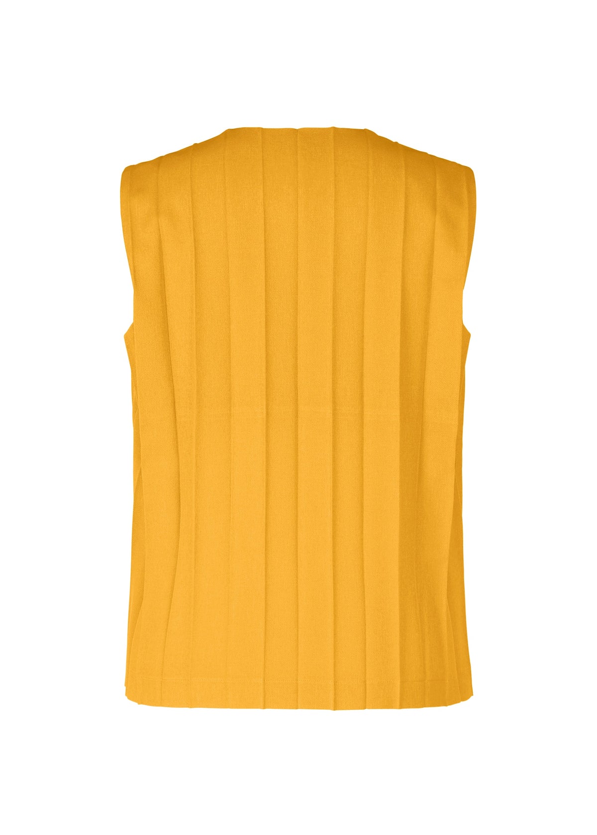 A detail shot of the HOMME PLISSÉ ISSEY MIYAKE EDGE ENSEMBLE vest.