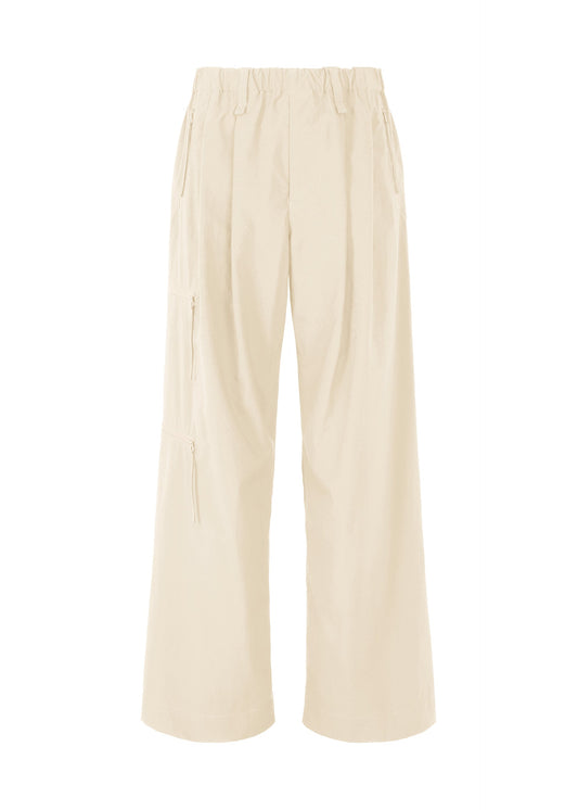 A product shot of the HOMME PLISSÉ ISSEY MIYAKE QUARRY PANTS trousers in white (01).