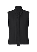 A product shot of the HOMME PLISSÉ ISSEY MIYAKE MONTHLY COLORS SEPTEMBER top in black (15).