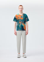 A model wears the HOMME PLISSÉ ISSEY MIYAKE AGATE top.