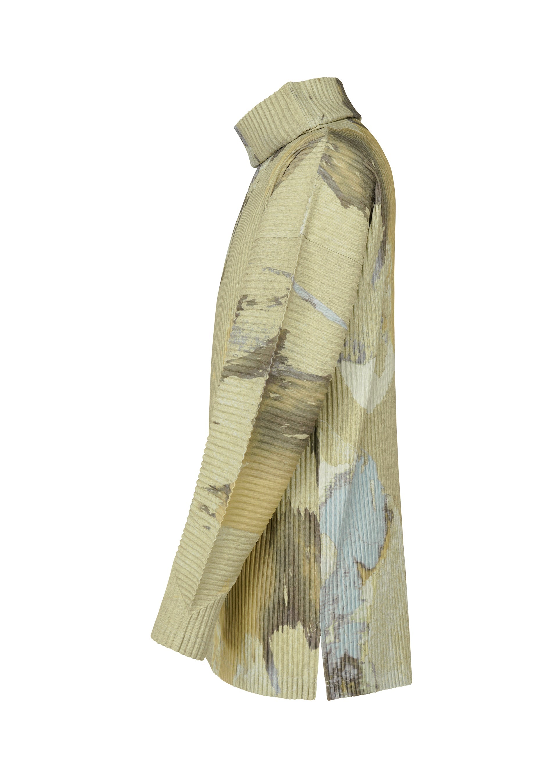 A detail shot of the HOMME PLISSÉ ISSEY MIYAKE PAINTED STONE clothing.