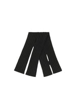 A product shot of the HOMME PLISSÉ ISSEY MIYAKE PENNE tie in black (15).