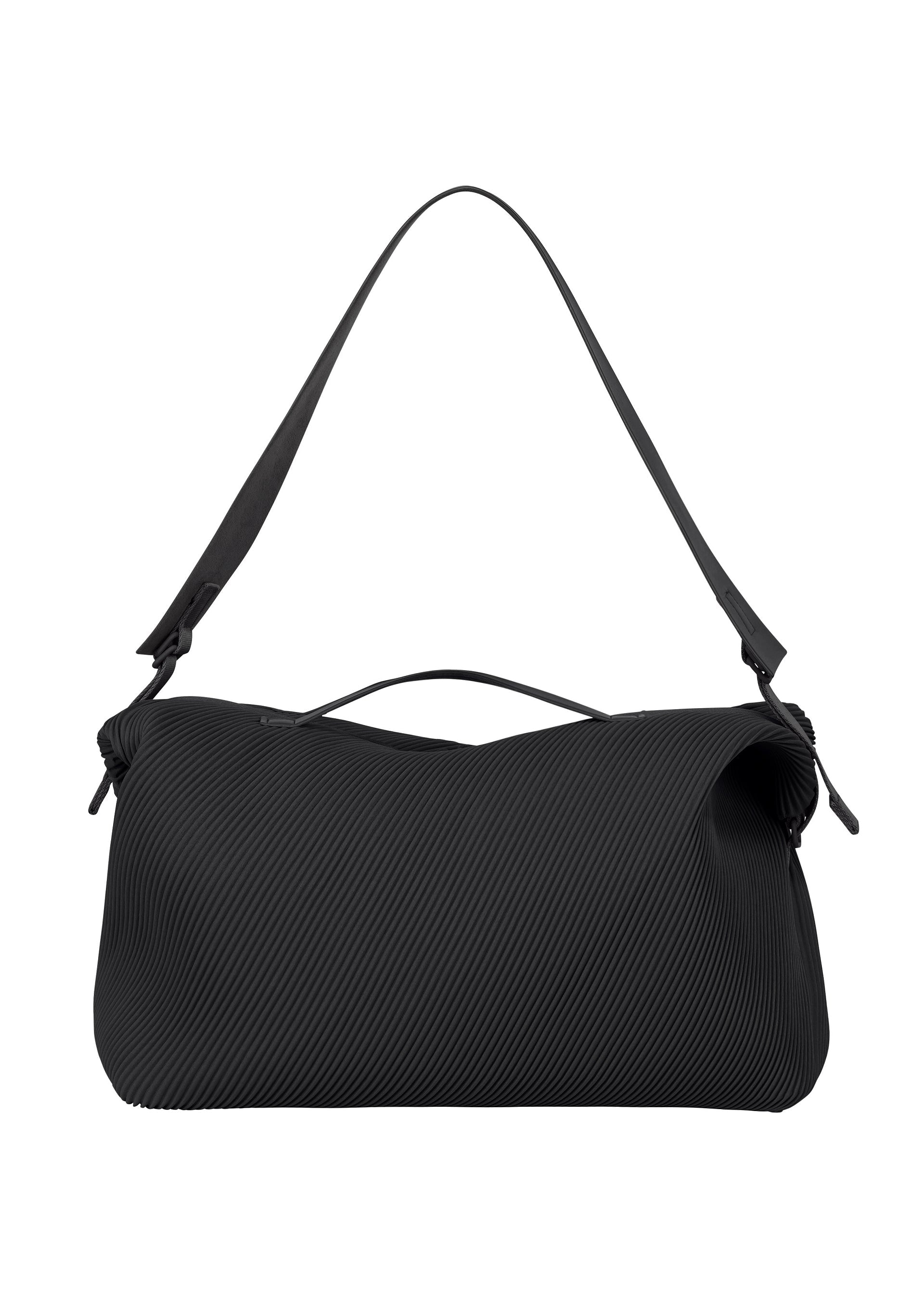 HP66AG427 – The official ISSEY MIYAKE ONLINE STORE | ISSEY MIYAKE UK
