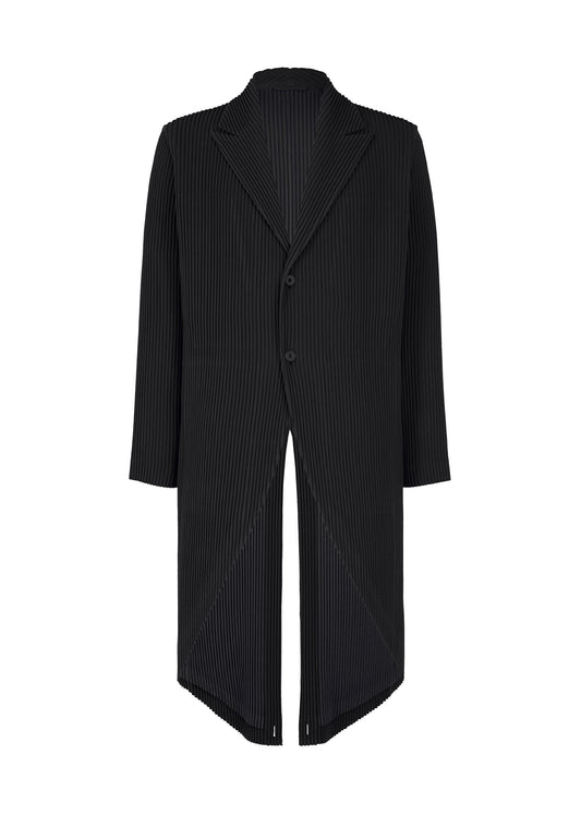 A product shot of the HOMME PLISSÉ ISSEY MIYAKE TUXEDO PLEATS jacket in black (15).