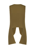 A detail shot of the HOMME PLISSÉ ISSEY MIYAKE TUXEDO PLEATS vest.