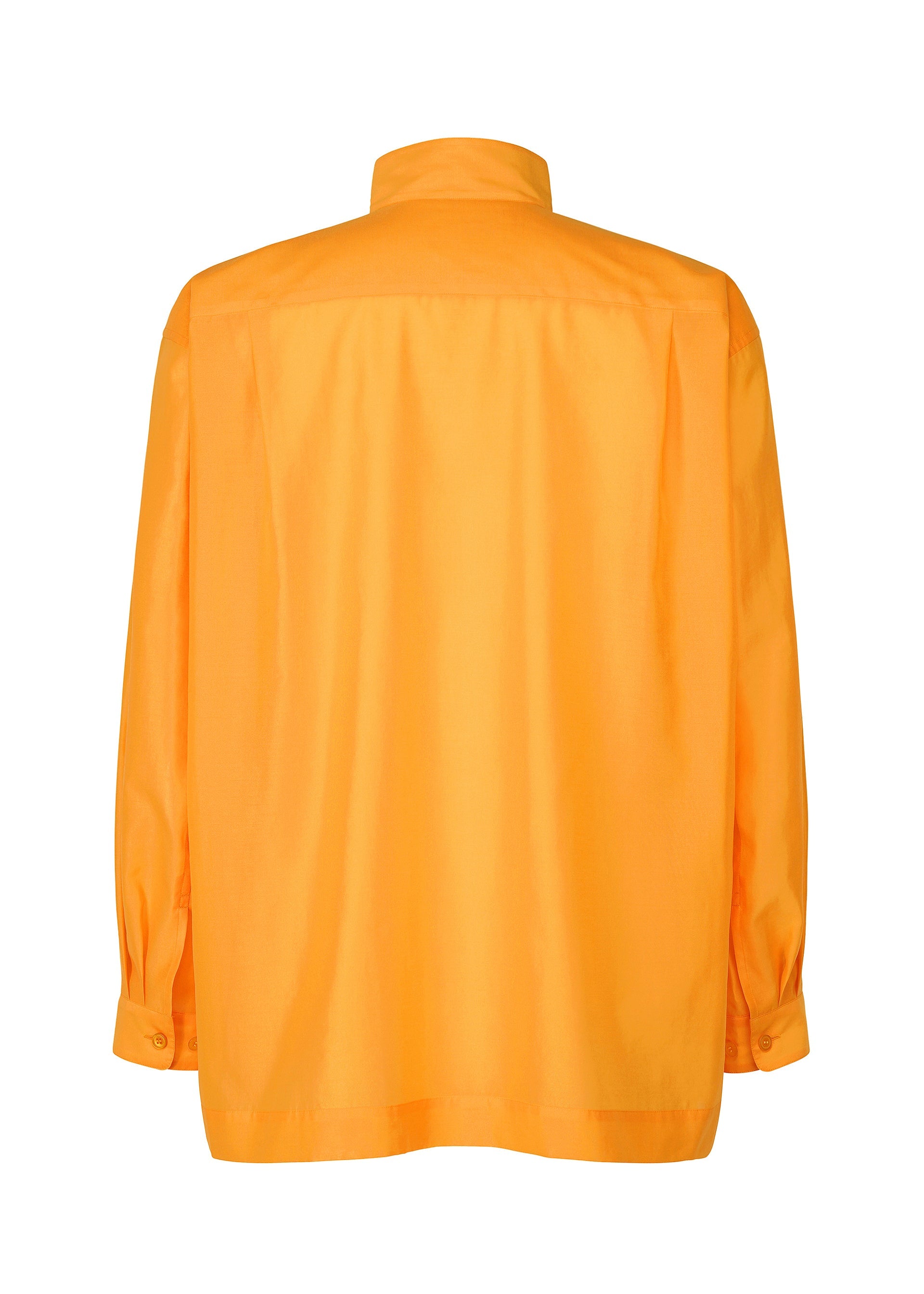 A detail shot of the HOMME PLISSÉ ISSEY MIYAKE CRYSTALLINE WOOL BLEND shirt.