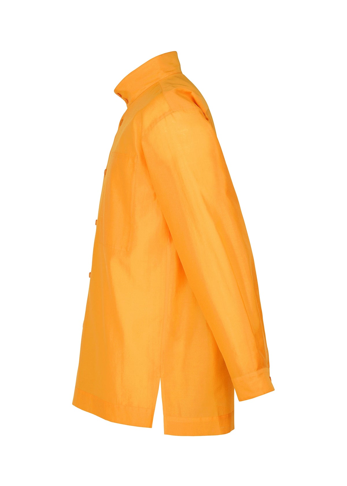 A detail shot of the HOMME PLISSÉ ISSEY MIYAKE CRYSTALLINE WOOL BLEND shirt.