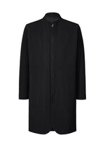A product shot of the HOMME PLISSÉ ISSEY MIYAKE TAILORED PLEATS 1 jacket in black (15).