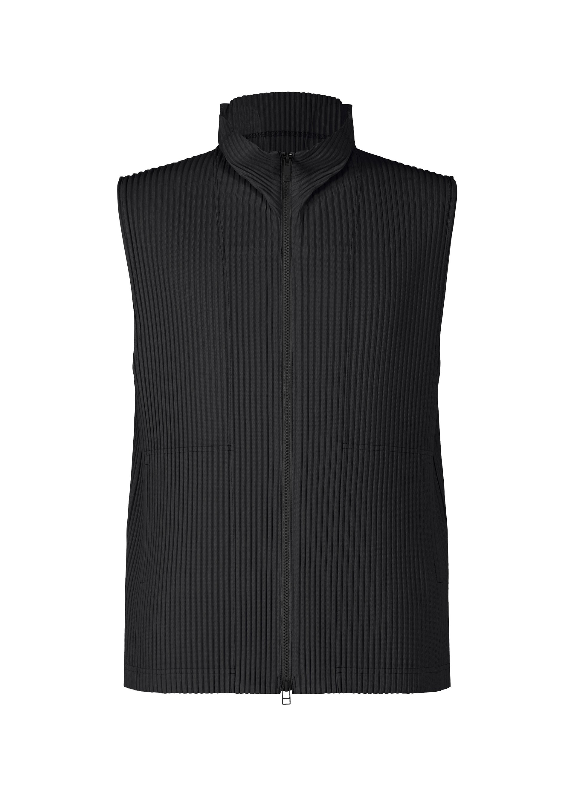 A product shot of the HOMME PLISSÉ ISSEY MIYAKE MONTHLY COLORS APRIL vest in black (15).