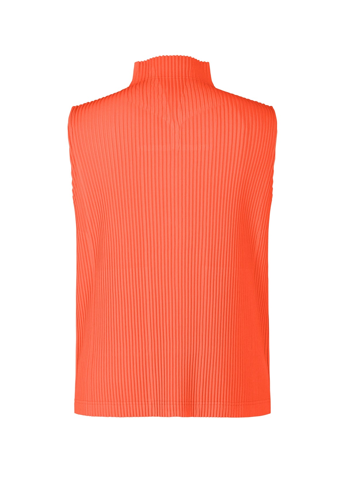 A detail shot of the HOMME PLISSÉ ISSEY MIYAKE MONTHLY COLORS APRIL vest.
