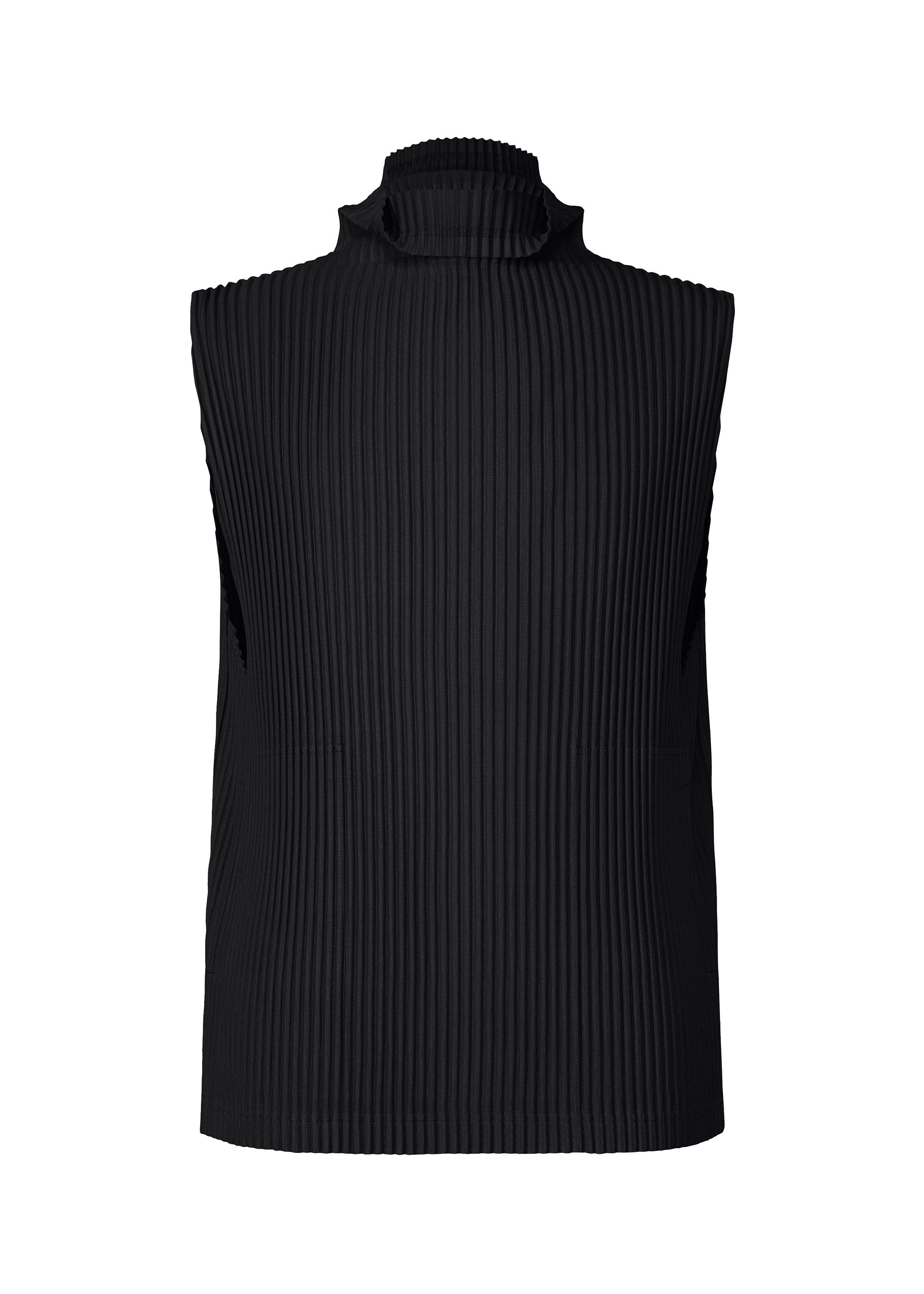 A product shot of the HOMME PLISSÉ ISSEY MIYAKE TAILORED PLEATS 1 vest in black (15).