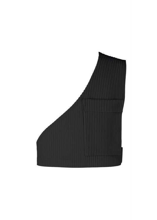 A product shot of the HOMME PLISSÉ ISSEY MIYAKE PAINTER'S GEAR vest in black (15).