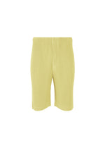 A product shot of the HOMME PLISSÉ ISSEY MIYAKE COLOR PLEATS 2 shorts in agave cream green (64).