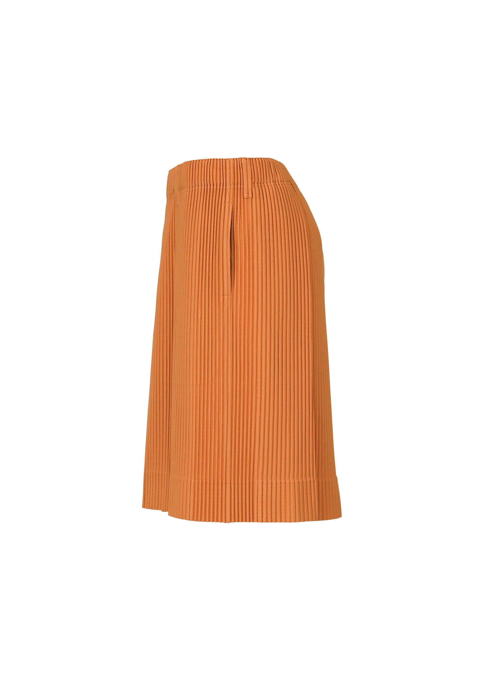 A detail shot of the HOMME PLISSÉ ISSEY MIYAKE TAILORED PLEATS 2 trousers.