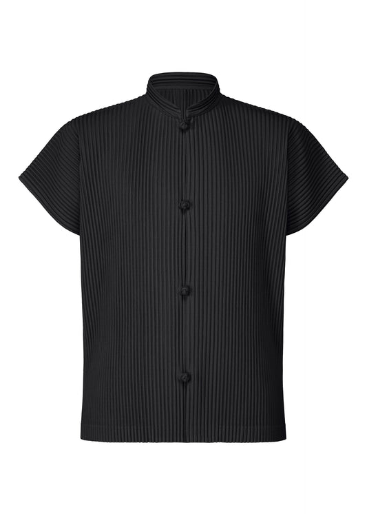 A product shot of the HOMME PLISSÉ ISSEY MIYAKE MONTHLY COLORS APRIL shirt in black (15).