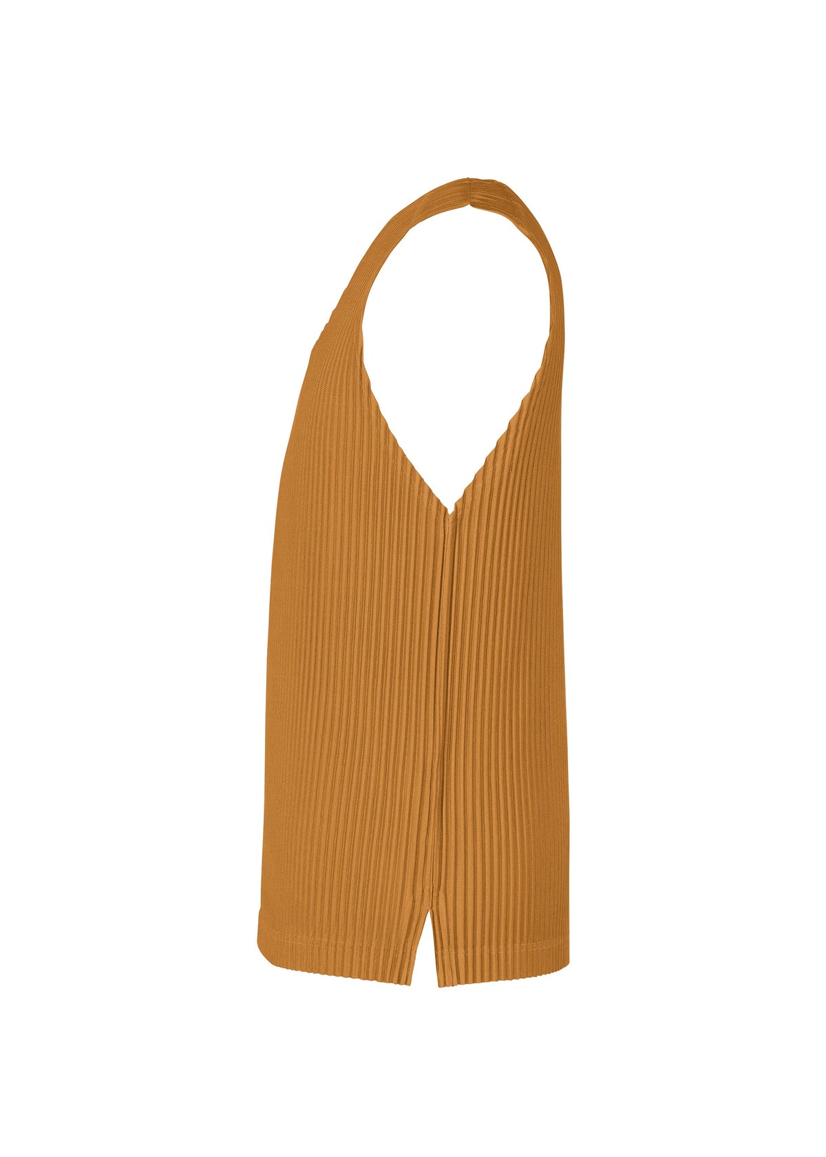 A detail shot of the HOMME PLISSÉ ISSEY MIYAKE MONTHLY COLORS : JUNE top.