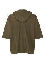 A detail shot of the HOMME PLISSÉ ISSEY MIYAKE MONTHLY COLORS : JUNE top.