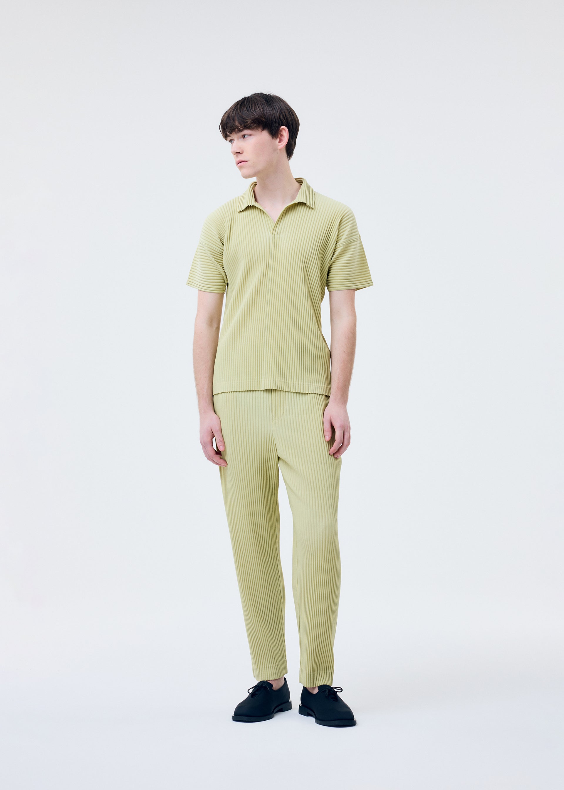 HP66JM132 – The official ISSEY MIYAKE ONLINE STORE | ISSEY MIYAKE UK