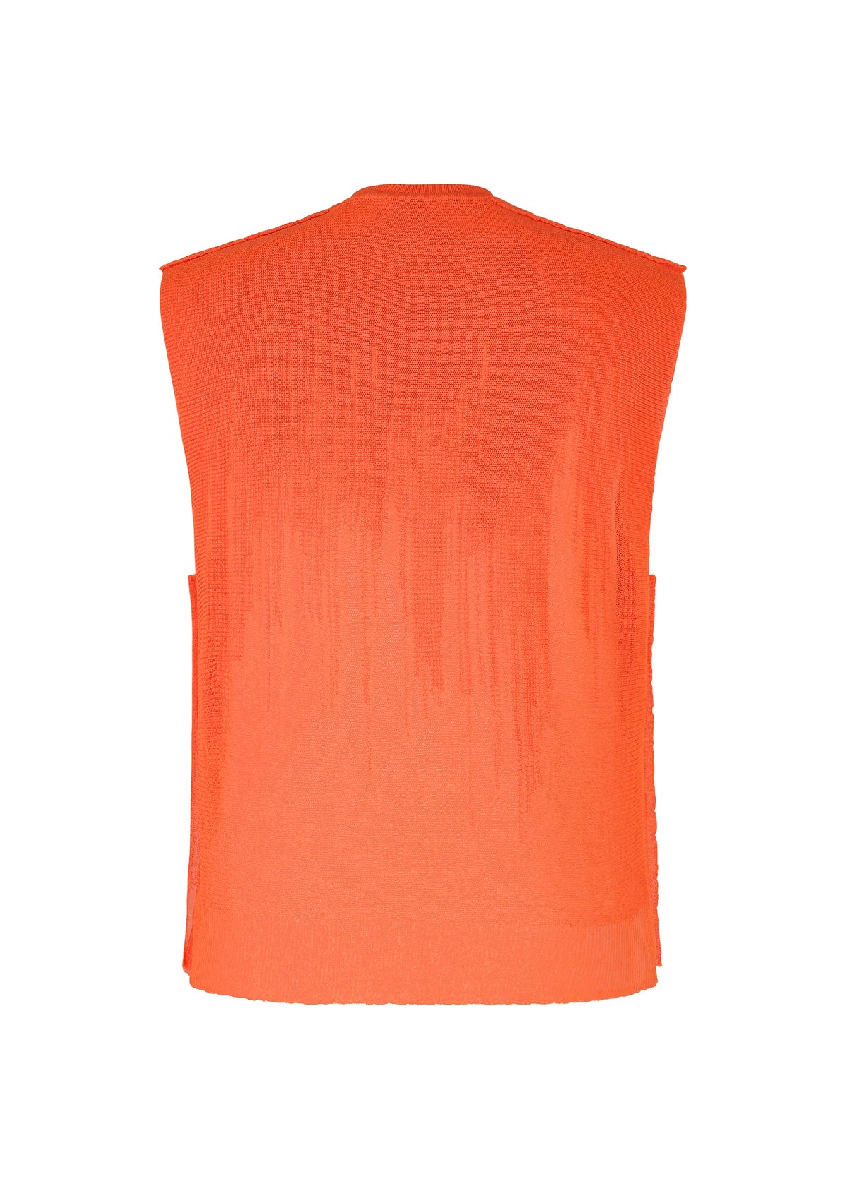 A detail shot of the HOMME PLISSÉ ISSEY MIYAKE BRUSH CLOSE UP KNIT vest.
