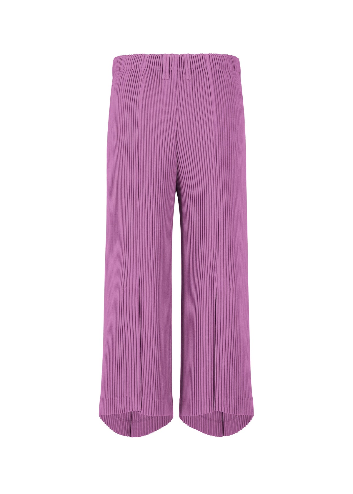 A detail shot of the HOMME PLISSÉ ISSEY MIYAKE KERSEY PLEATS trousers.