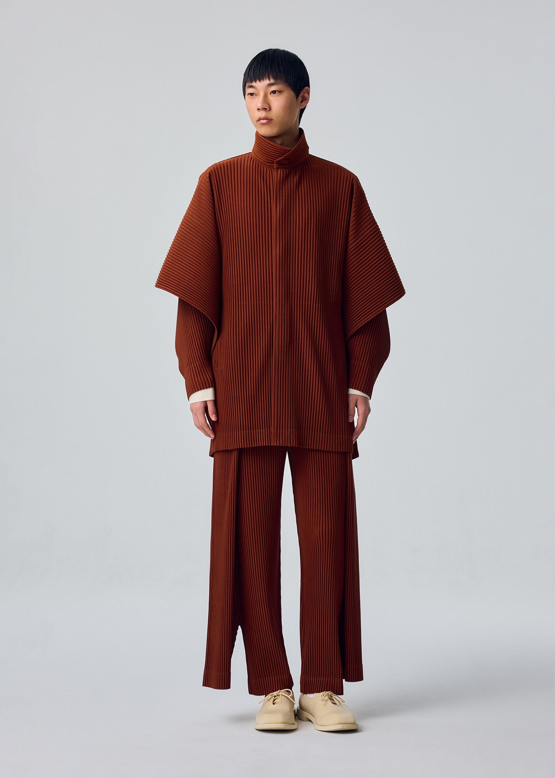 HOMME PLISSÉ ISSEY MIYAKE – The official ISSEY MIYAKE ONLINE STORE
