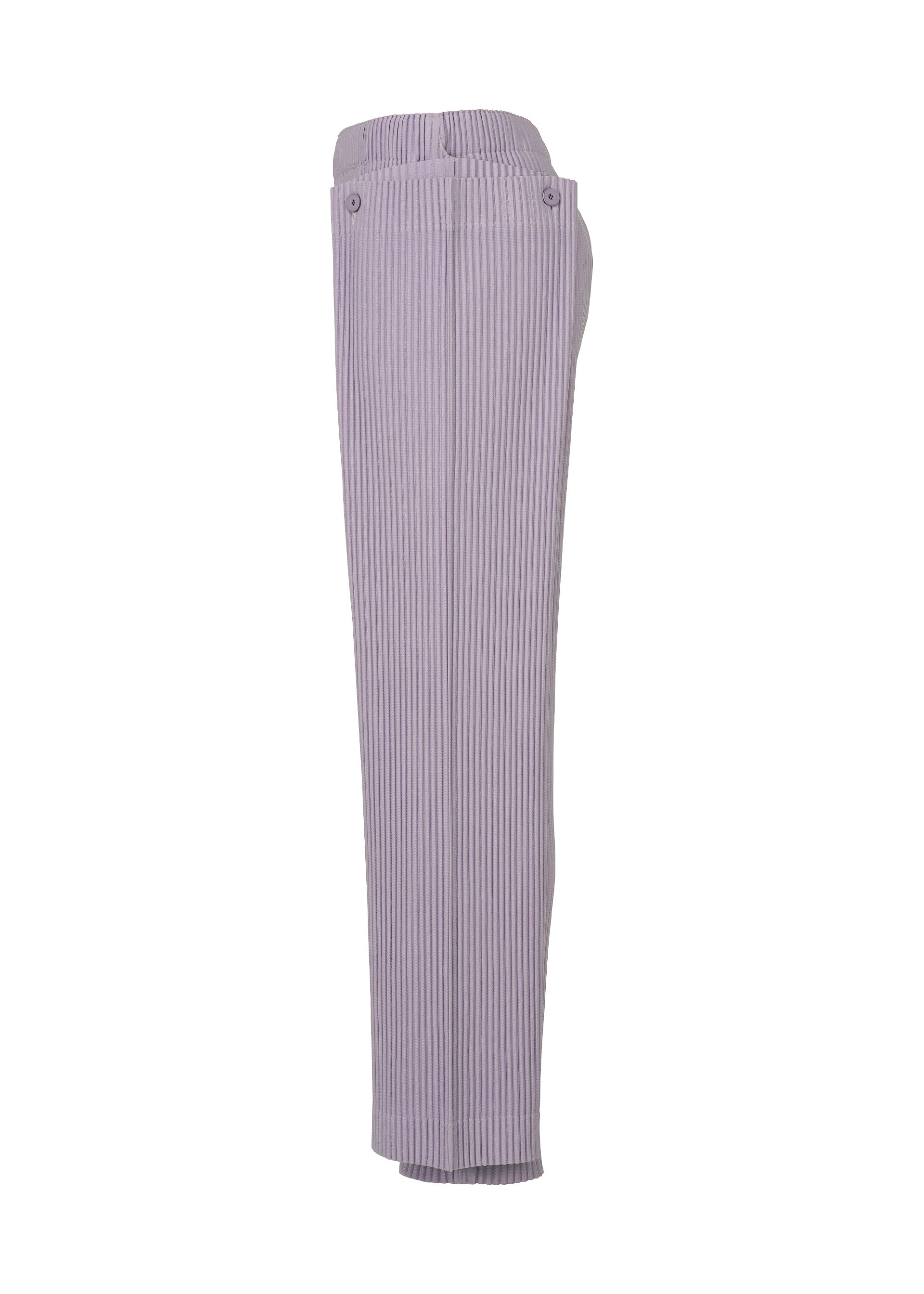 A detail shot of the HOMME PLISSÉ ISSEY MIYAKE MOTION BLUR trousers.
