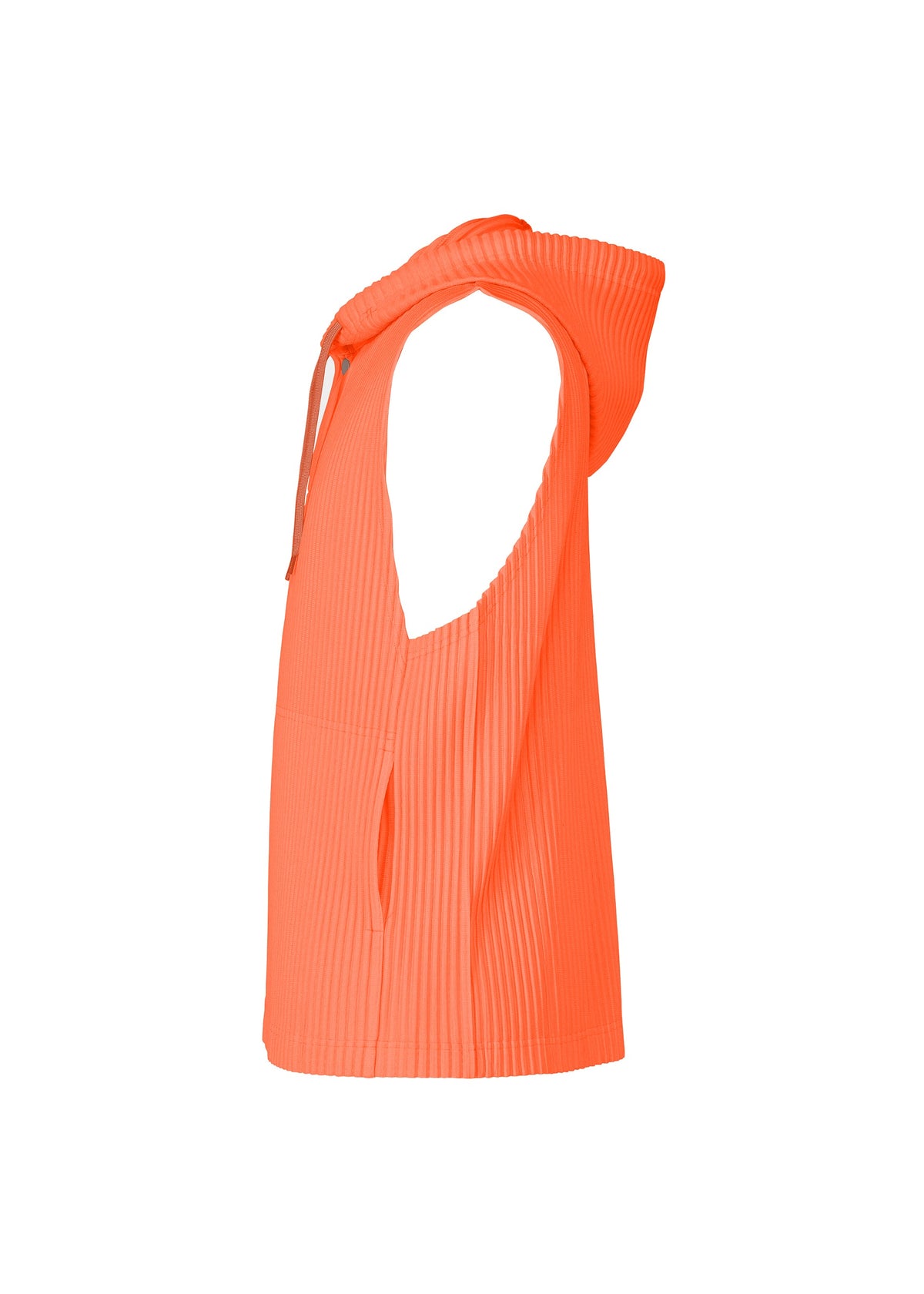 A detail shot of the HOMME PLISSÉ ISSEY MIYAKE MONTHLY COLORS : SEPTEMBER top.