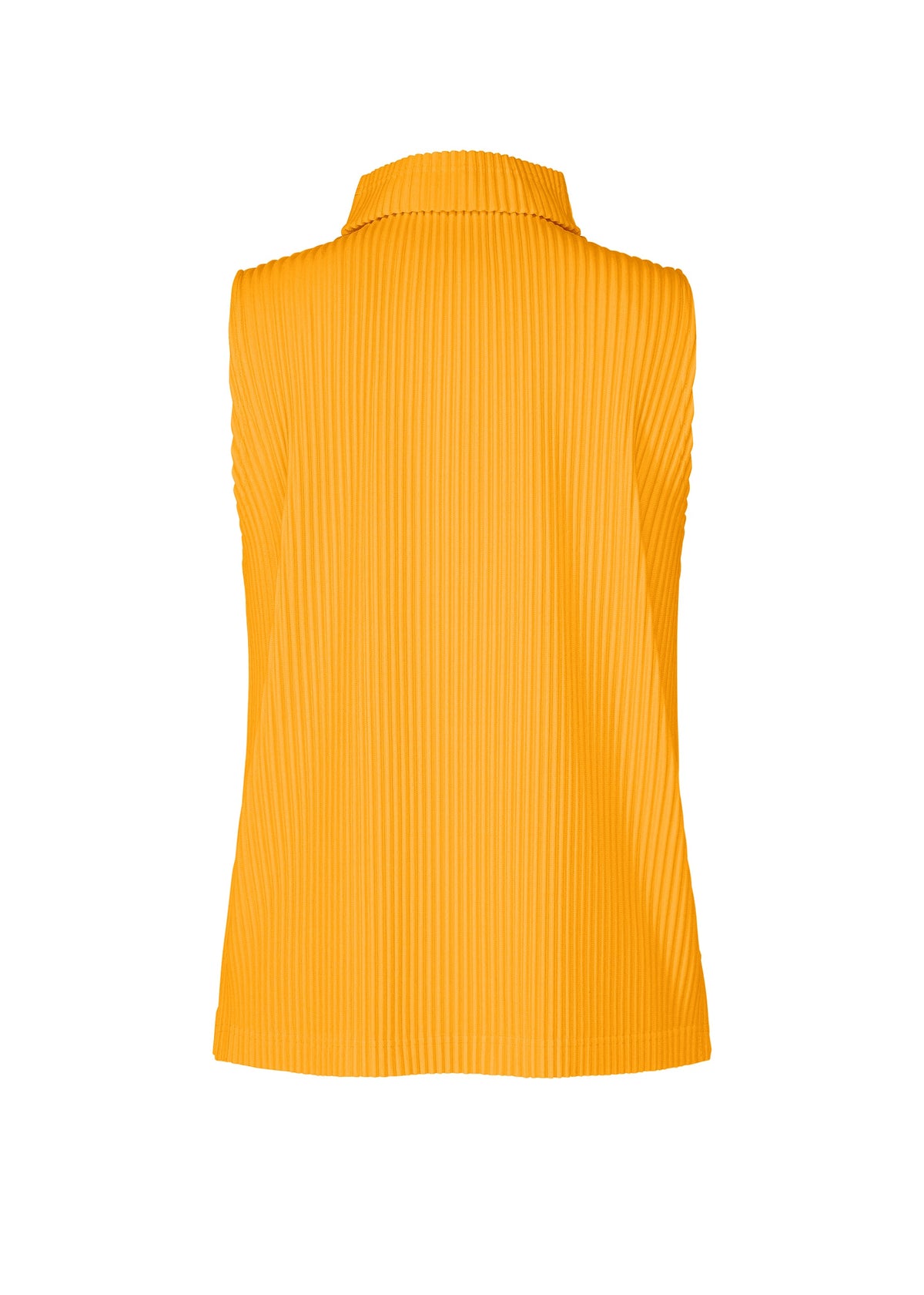 A detail shot of the HOMME PLISSÉ ISSEY MIYAKE COLOR PLEATS 1 top.