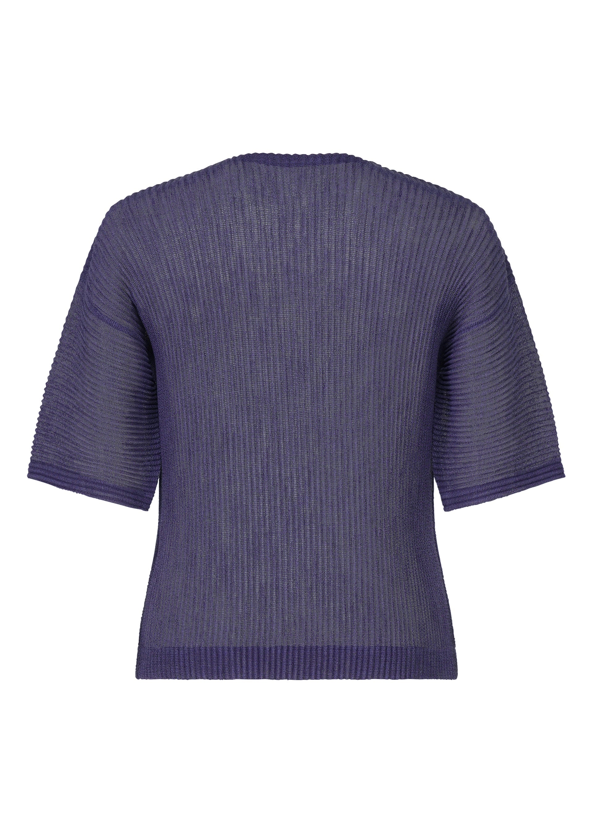 A detail shot of the HOMME PLISSÉ ISSEY MIYAKE RUSTIC MESH top.