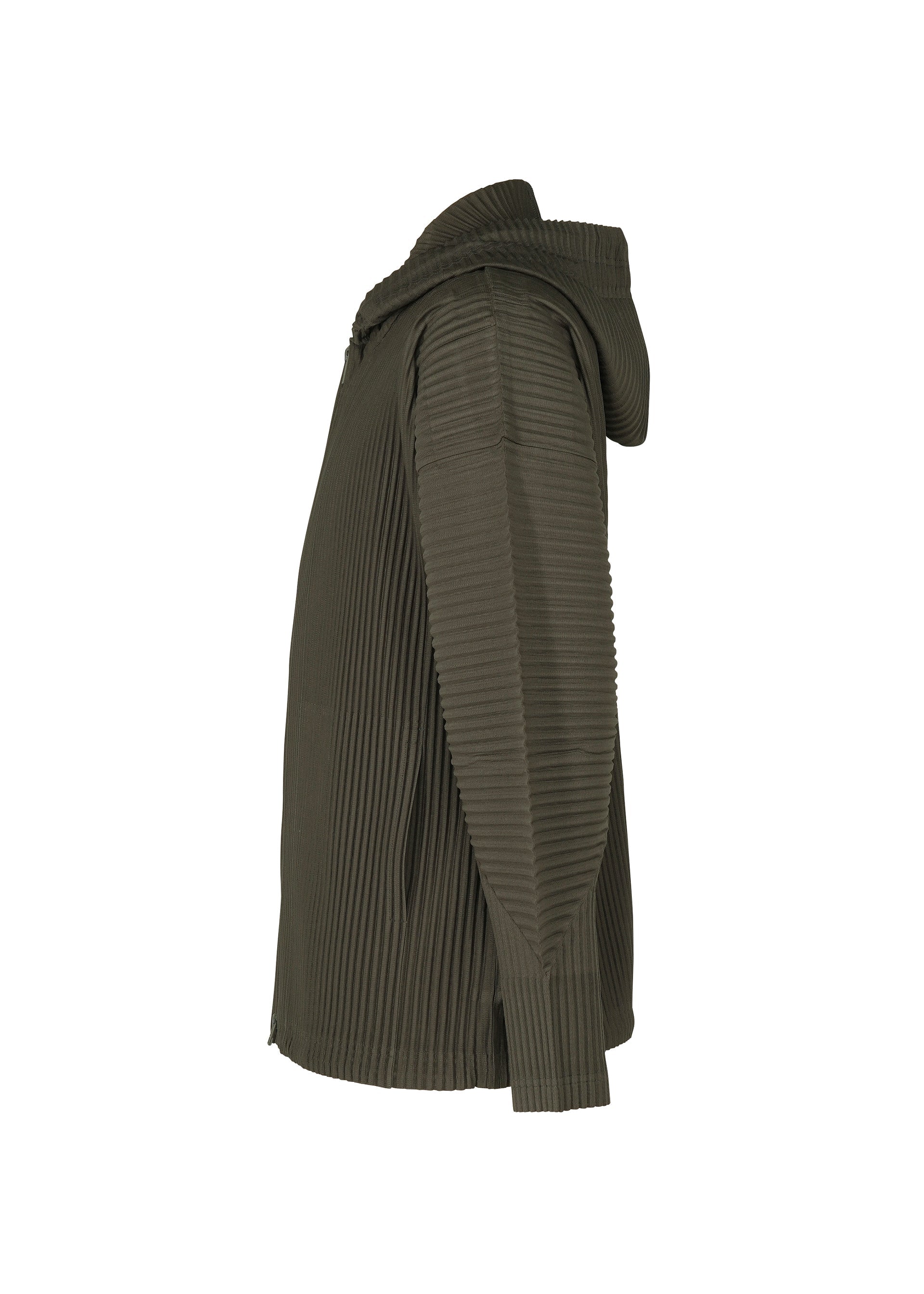 A detail shot of the HOMME PLISSÉ ISSEY MIYAKE MONTHLY COLORS : JULY jacket.
