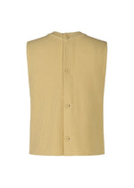 A detail shot of the HOMME PLISSÉ ISSEY MIYAKE RUSTIC KNIT vest.