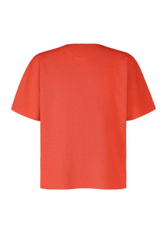 A product shot of the HOMME PLISSÉ ISSEY MIYAKE BASIC KNIT top in red.