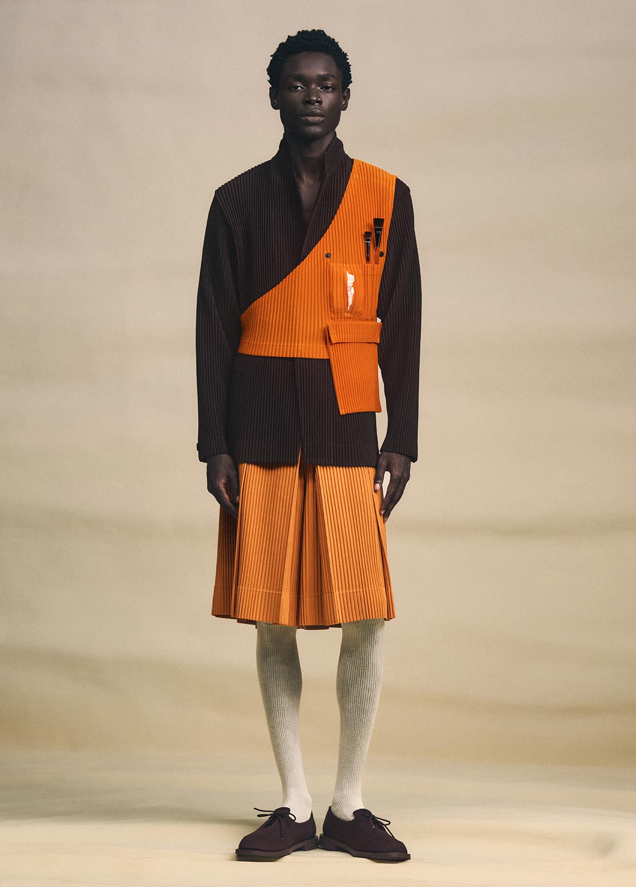 HOMME PLISSÉ ISSEY MIYAKE – The official ISSEY MIYAKE ONLINE STORE