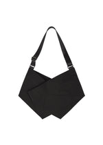 A product shot of the 132 5. ISSEY MIYAKE PARALLELEPIPED bag in black (15).