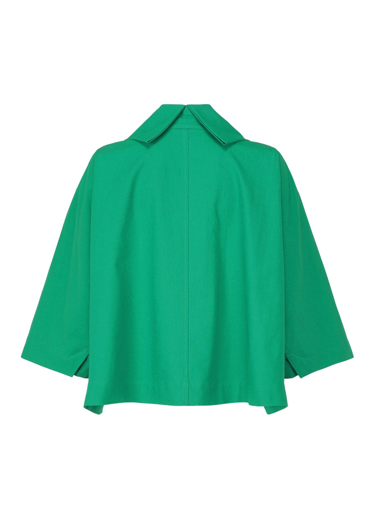 A detail shot of the 132 5. ISSEY MIYAKE WASHI STRETCH jacket.