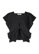 A product shot of the 132 5. ISSEY MIYAKE BOX COMPOSITION SOLID shirt in black (15).