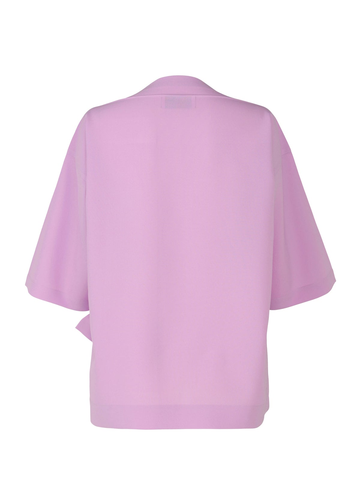 A detail shot of the 132 5. ISSEY MIYAKE FLAT ONE TUCK T shirt.