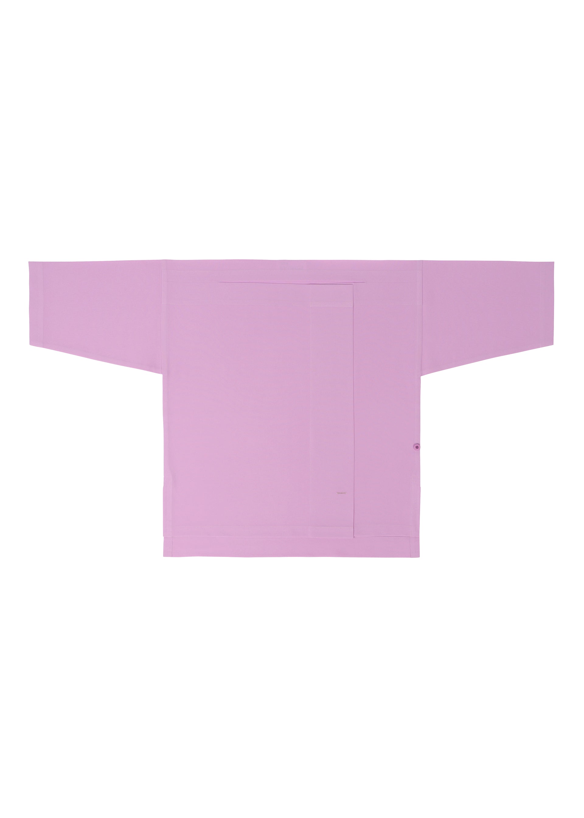 A detail shot of the 132 5. ISSEY MIYAKE FLAT ONE TUCK T shirt.